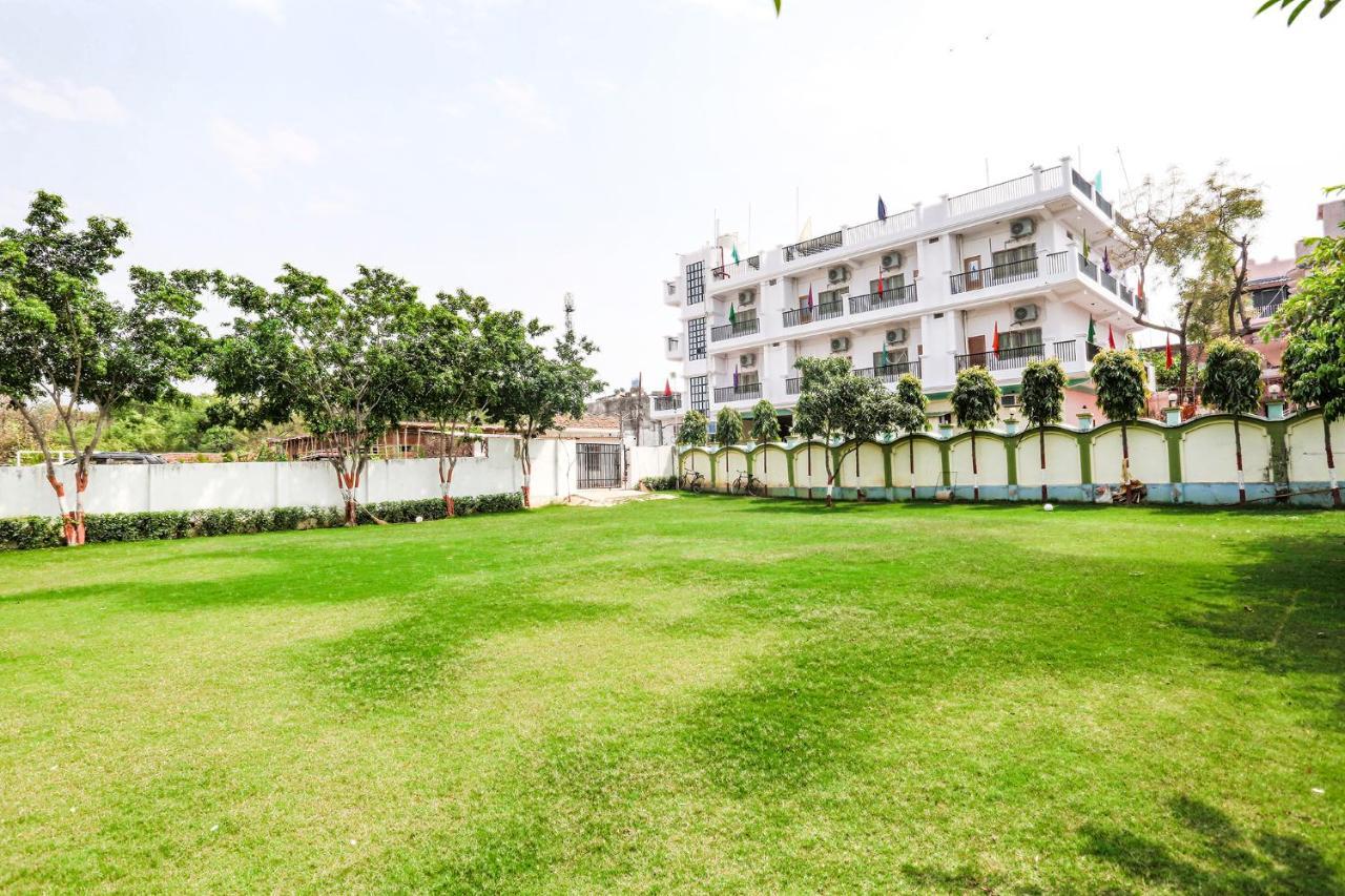Fabhotel Shivam Palace Bénarès Extérieur photo
