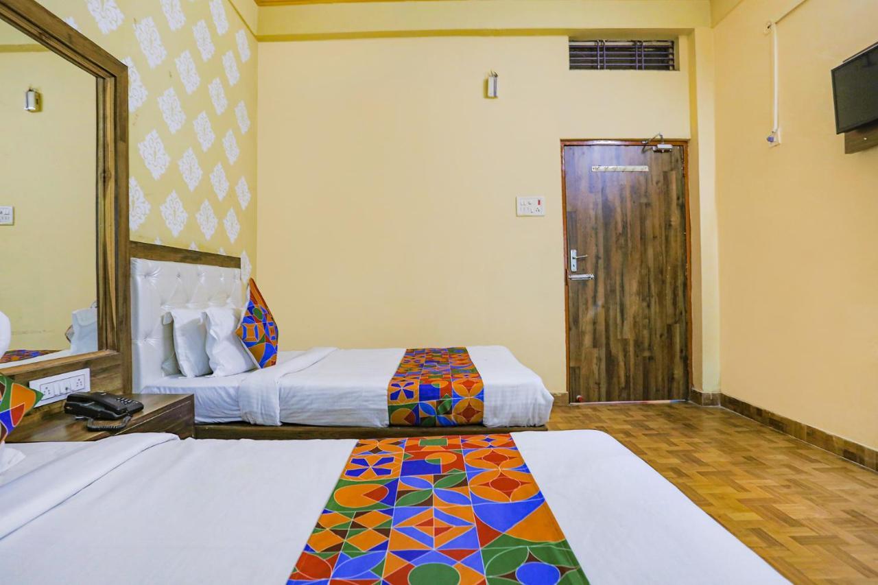 Fabhotel Shivam Palace Bénarès Extérieur photo