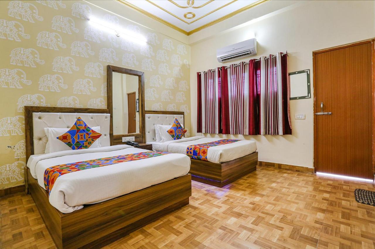 Fabhotel Shivam Palace Bénarès Extérieur photo